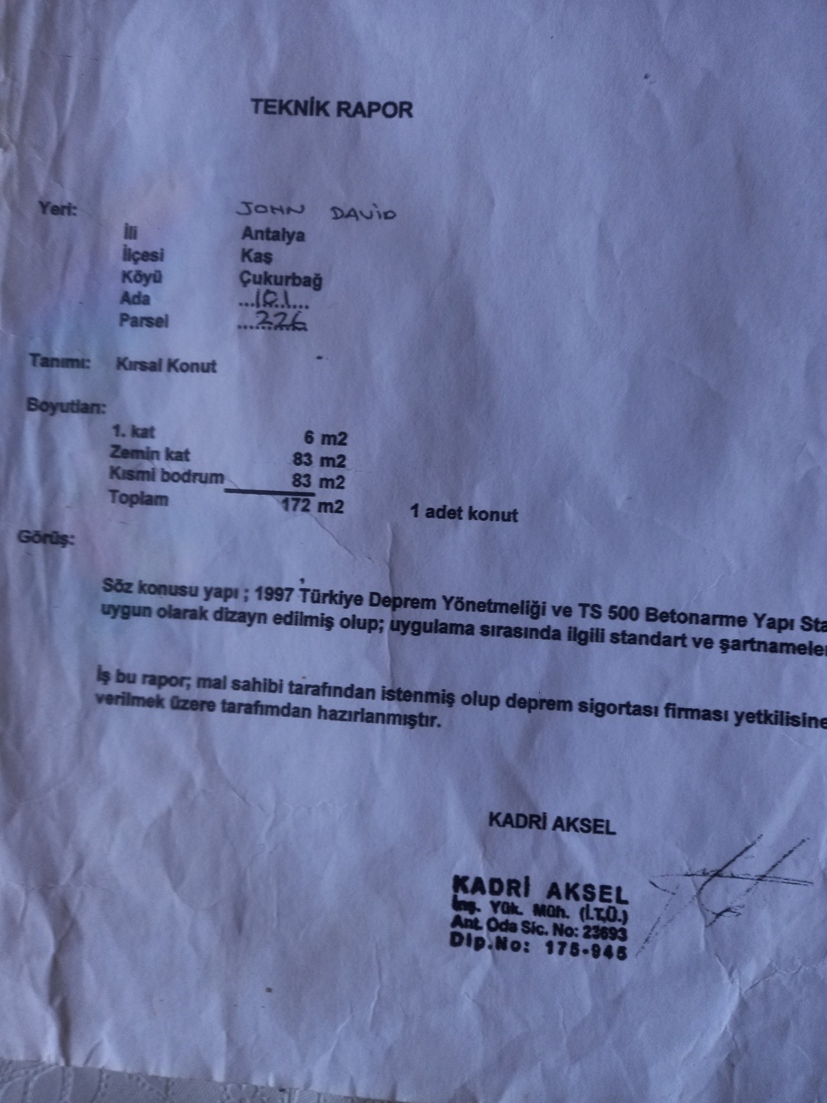 Çukurbağ köyünde ortaçağ tarzında inşaa edilmiş sıradışı villa