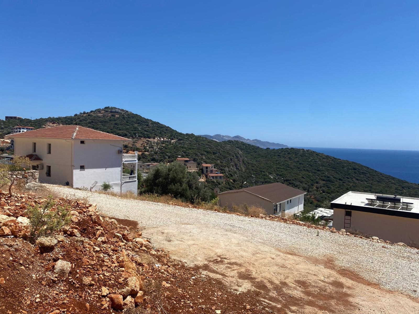 Kaş gökseki de deniz manzaralı yatırımlık parsel