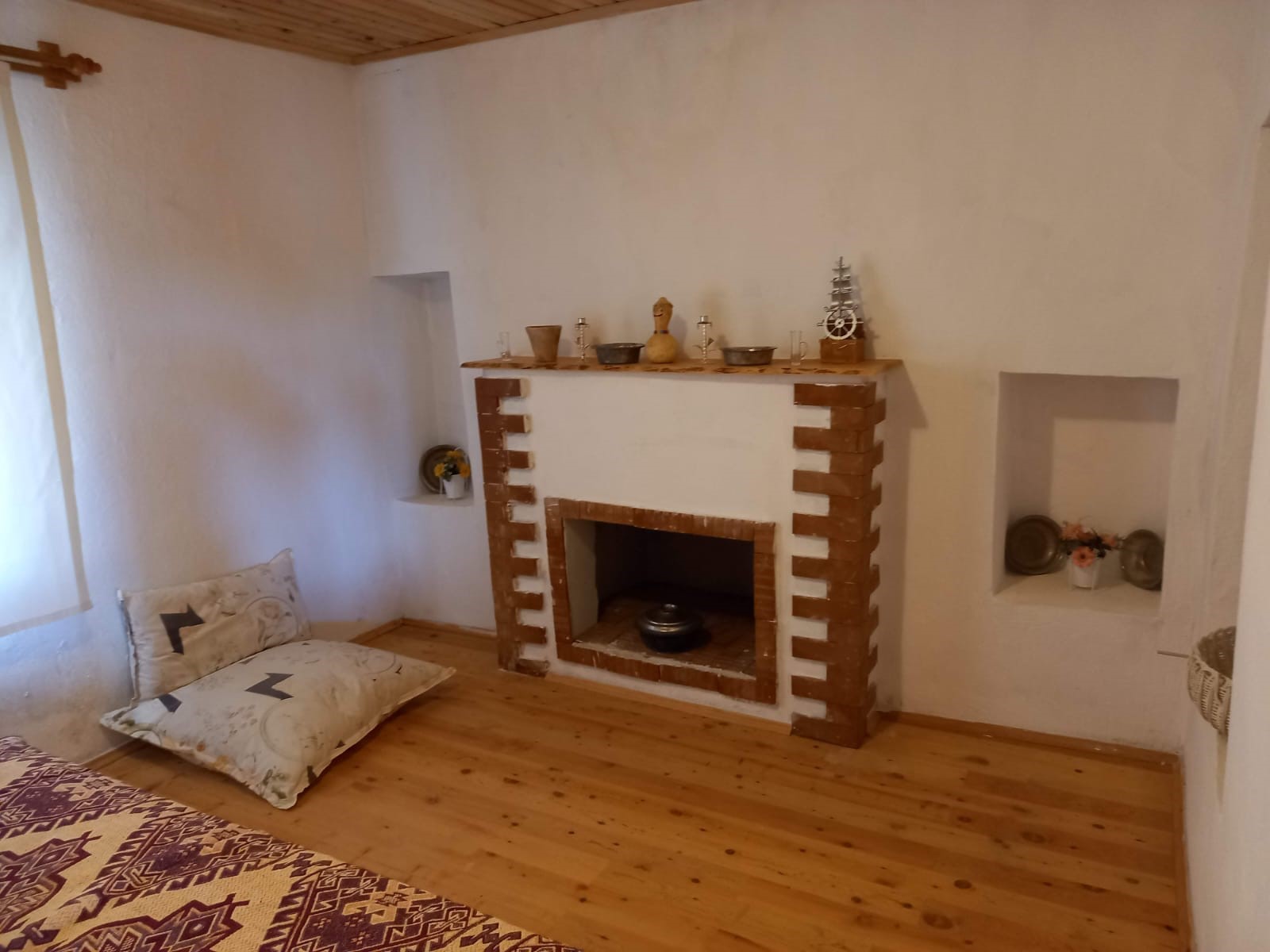 Kaş Yeniköy Asas ta müstakil taş ev