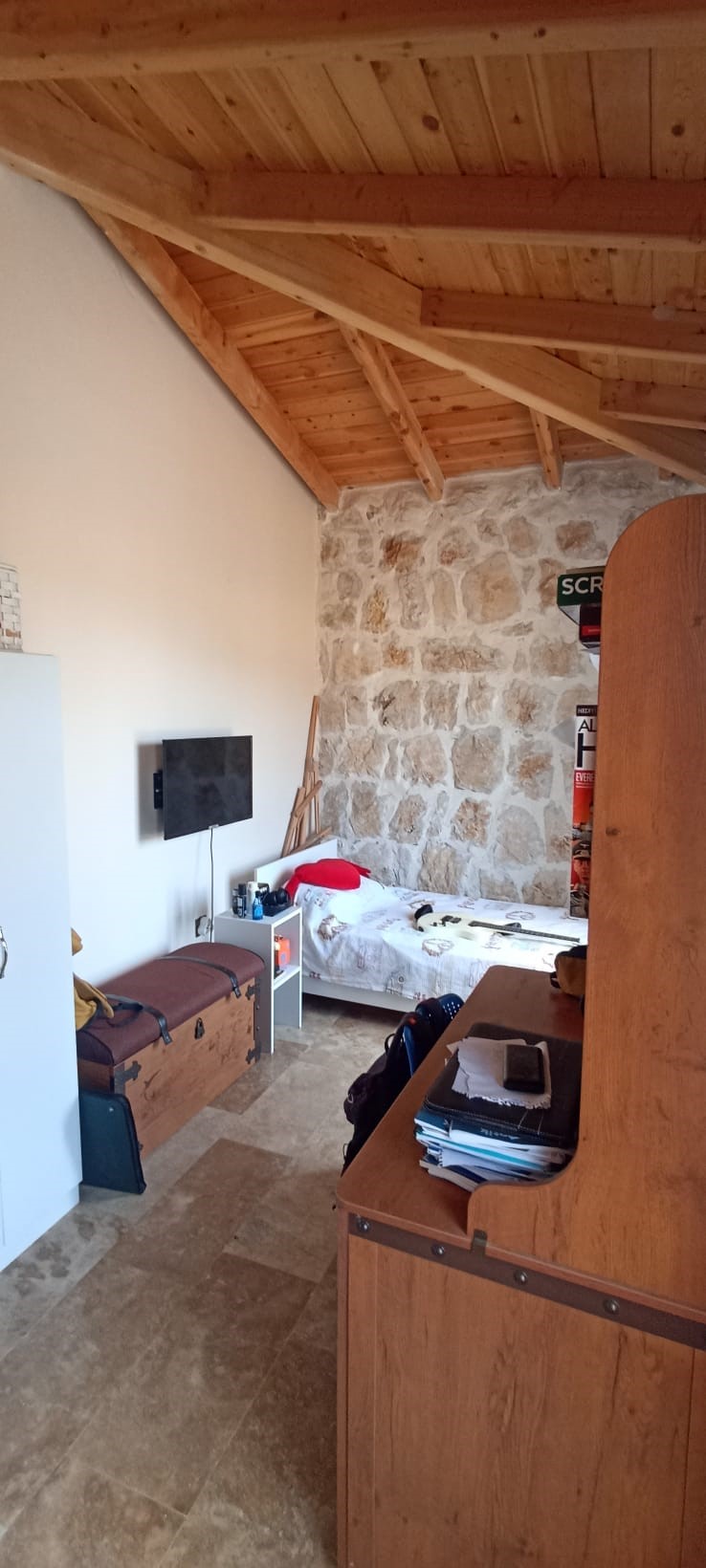 Kaş İkizce de 2 adet müstakil ev toplam 5687,52m2 arazi içinde !!!